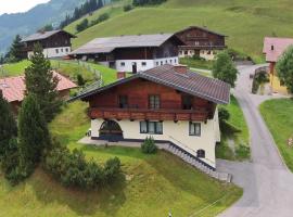 Chalet Kristall II, Hotel in Großarl