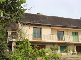 Nice holiday home in the heart of Burgundy บ้านพักในTanlay