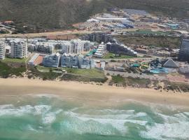 Beautiful Seaview Apartment! 48 De Valle Diaz Mosselbay, hotel i Mossel Bay