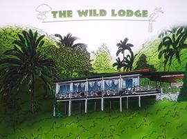 Wild Lodge Taman Negara, farfuglaheimili í Kuala Tahan