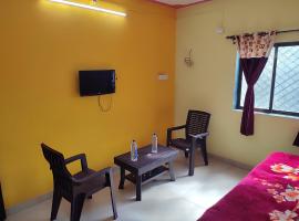 Shri Krupa Homestay, готель у місті Дайвеґар