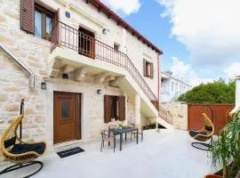 Asmani Apartments