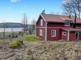 2 Bedroom Awesome Home In Storfors, hotell i Storfors