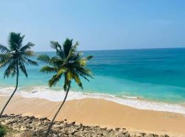 Sevenra Grand Beach Hotel, hôtel à Ambalangoda