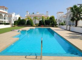 Casa Marietha Apartment with swimming pool and roof terrace: Rojales'te bir otel