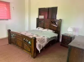 Red rose apartment