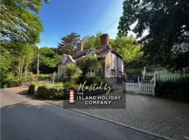 1 Apse Castle Cottage - Pet Friendly, hotel i Shanklin