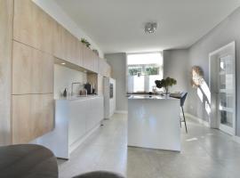 Stylish Home near Maastricht Alicias house, holiday home in Lanaken