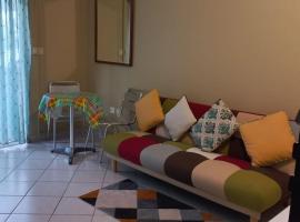Appartement cosy avec chambre, hôtel à Marigot