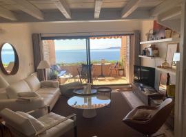 Appartement vue mer, acc&egrave;s priv&eacute; plage, piscine