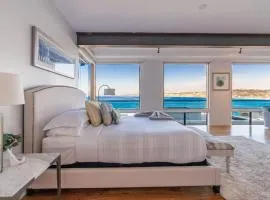 Oceanfront Studio in Heart of La Jolla Cove