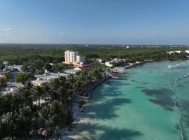 Oneiro Suites with Sea View, hotell i Mahahual
