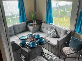 Luxe Stacaravan Albatros - 51, campsite in Bredene