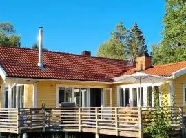 Villa Strömma Värmdö - Sthlm archipelago, comfortable & fully equipped, 35 min from city center