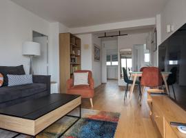 Appartement lumineux et cosy avec balcon - 3P, camera con cucina a Les Lilas