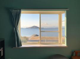 HATN HAT Guesthouse ハッツンハットハウス, hotel v destinaci Šódošima