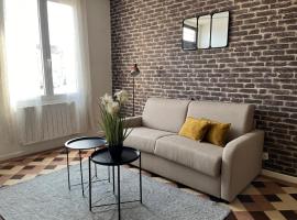 L'Escale - Airport - Paris, hotel in Goussainville