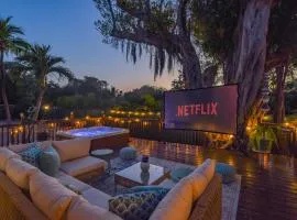 Paradise Palms - Movie Theater - Hot Tub - Pool - Arcade - Boat & RV Parking