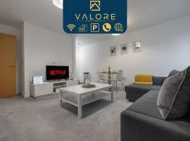 Modern 1 bed in central MK, Free Parking, Smart TV, Manhattan House By Valore Property Services