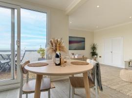 West Cowes Penthouse, hotel in Cowes