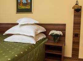 Hotel Lyra, hotel din Oradea