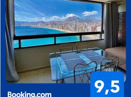 LuxBenidorm: Benidorm, Ti Ximo Inlet yakınında bir otel