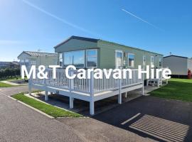 3 bedroom spacious caravan – hotel w mieście Chapel St Leonards