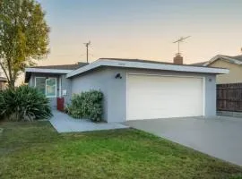 Spacious 3BR/2BA Near LAX and SoFi Stadium