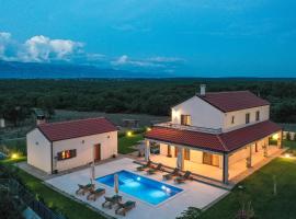 Villa Velebita with heated pool, hotell i Poljica