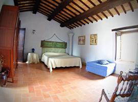 Agriturismo Residenza Paradiso, hotel-fazenda em Trevi