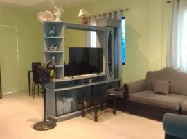 Brown Gate House, holiday rental in Panabo