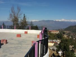 Hotel Taj Himalaya, hotel v destinaci Pauri