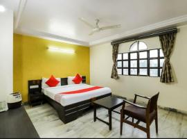 Hotel Asopalav, hôtel à Ambaji