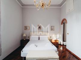 Gold Palace *****, apart-hotel em Ferrara