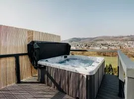 Traumwohnung mit Sauna, Whirlpool & wunderschöner Aussicht