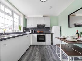 Lovely 3-bedroom 2 bath duplex flat in SE London, hotel en Chislehurst