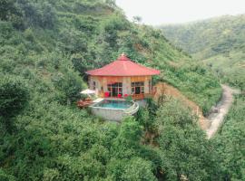 Villa Russerangan Grand Opening, maison de vacances à Praya