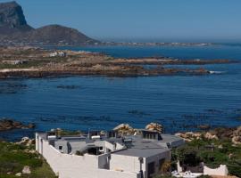 Rox Villa with direct access to ocean, hotel in Rooiels