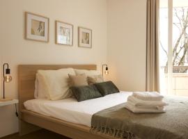 Apartment near the station and city centers, hotell med parkering i Massagno