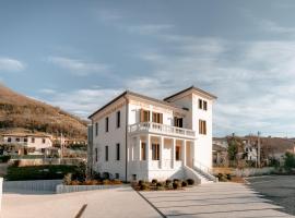 LA CASA DI LAURA, Gasthaus in Valdobbiadene