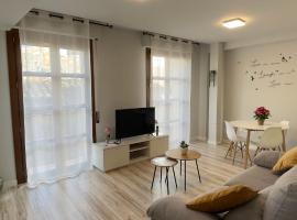 Casa Alberto 2 izda, accessible hotel in Tudela