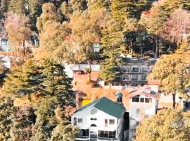 댈하우지에 위치한 호텔 Hotel Holiday Dalhousie - Near Ghandhi Chowk Mall Road