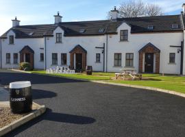 Ulster Cottages, отель с удобствами для гостей с ограниченными возможностями в городе Бушмилс