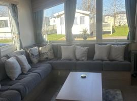 Shells Breaks Tattershall Lakes Shearwater 27