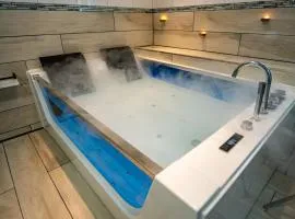 Spawo mit Sauna und Whirpool