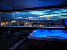 Switzerland Suite im 12. Stock, hotel with hot tubs in Thun