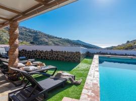 Casa La Palma Cómpeta by Ruralidays, hotel v destinaci Cómpeta