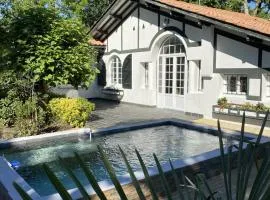 À 350m plage du Betey- Maison pour 9 avec piscine