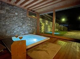 Ledro Luxury Spa House, holiday home sa Ledro