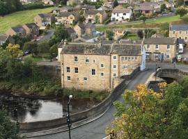 Grade II listed house with river and castle views - Barnard Castle，巴納德城堡的飯店